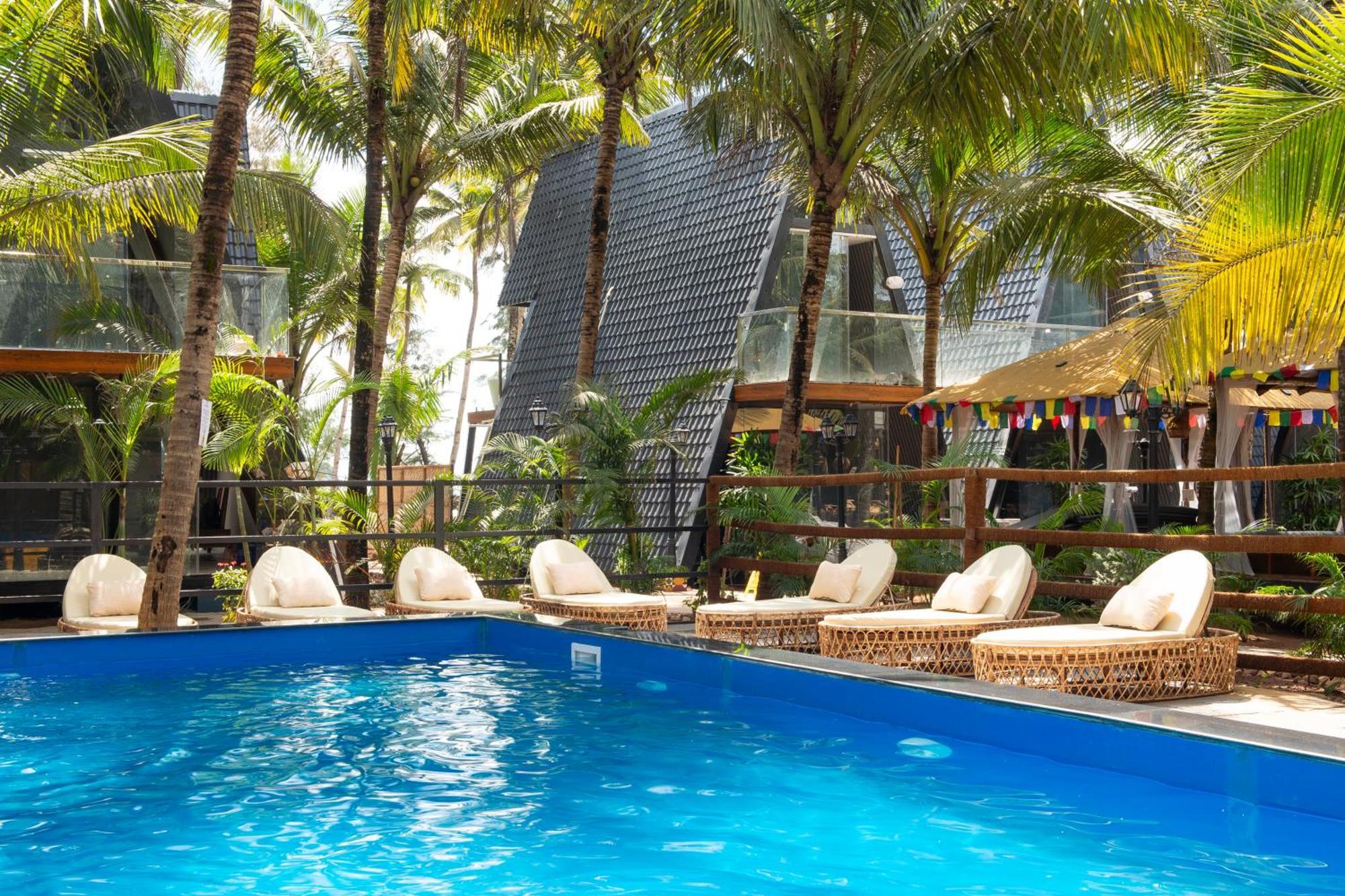 The Rose Goa Beach Resort Agonda Eksteriør billede