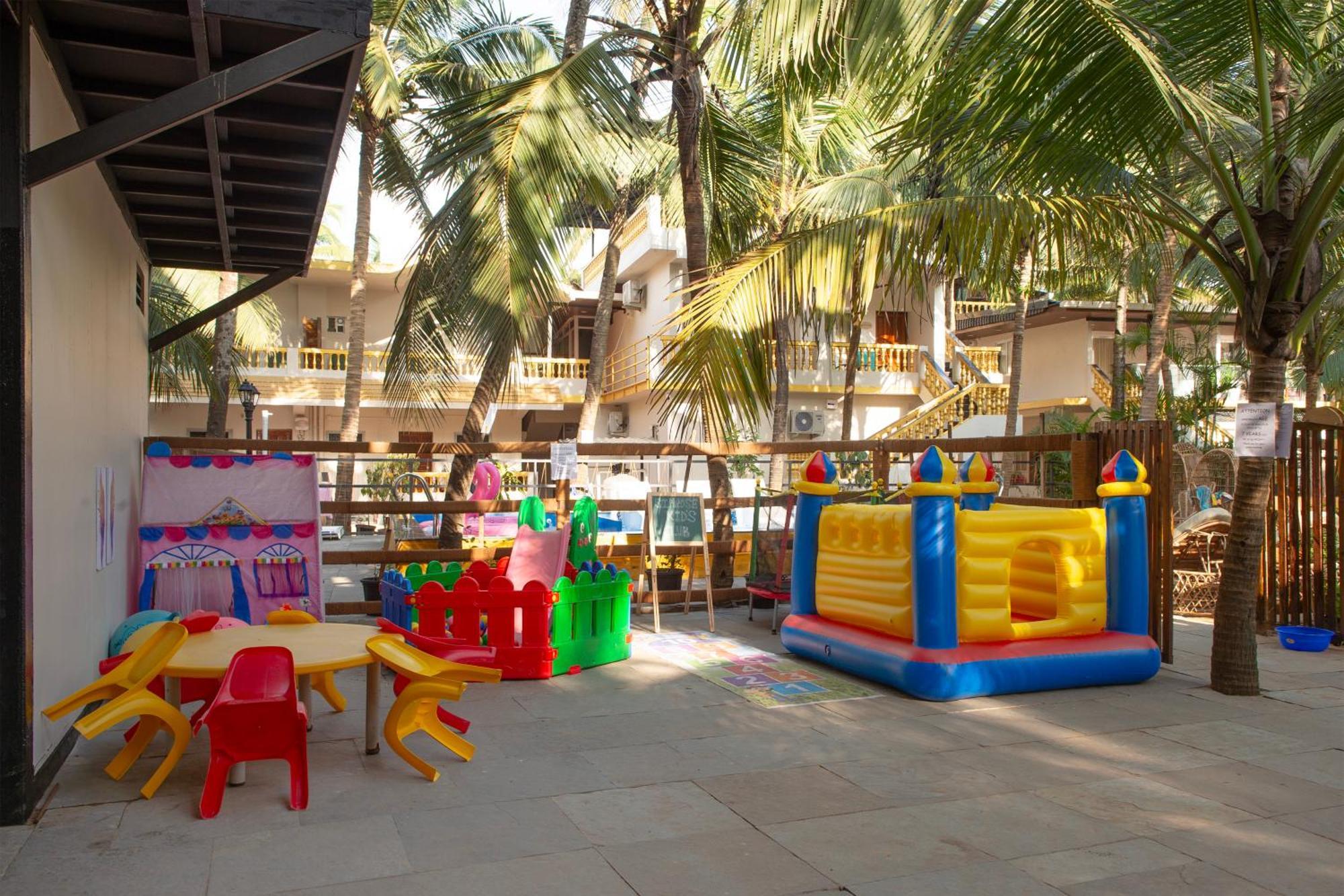 The Rose Goa Beach Resort Agonda Eksteriør billede