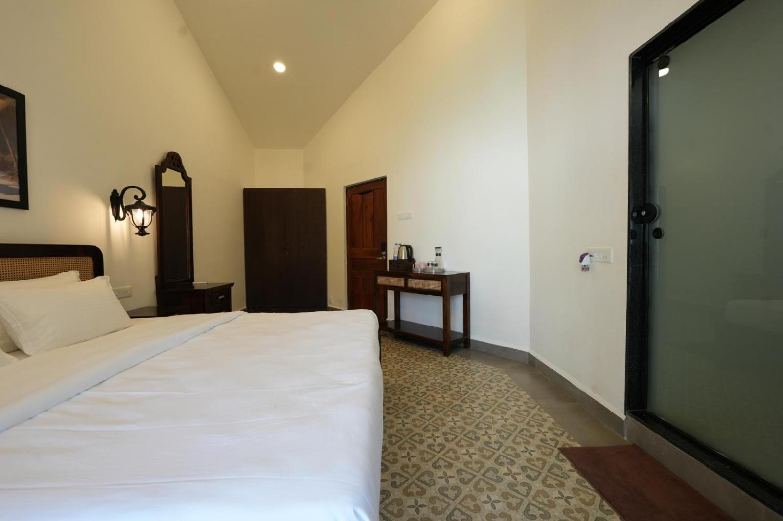 The Rose Goa Beach Resort Agonda Eksteriør billede